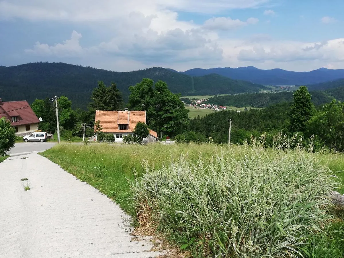 Zeleni Brig Pension Mrkopalj Landhuis