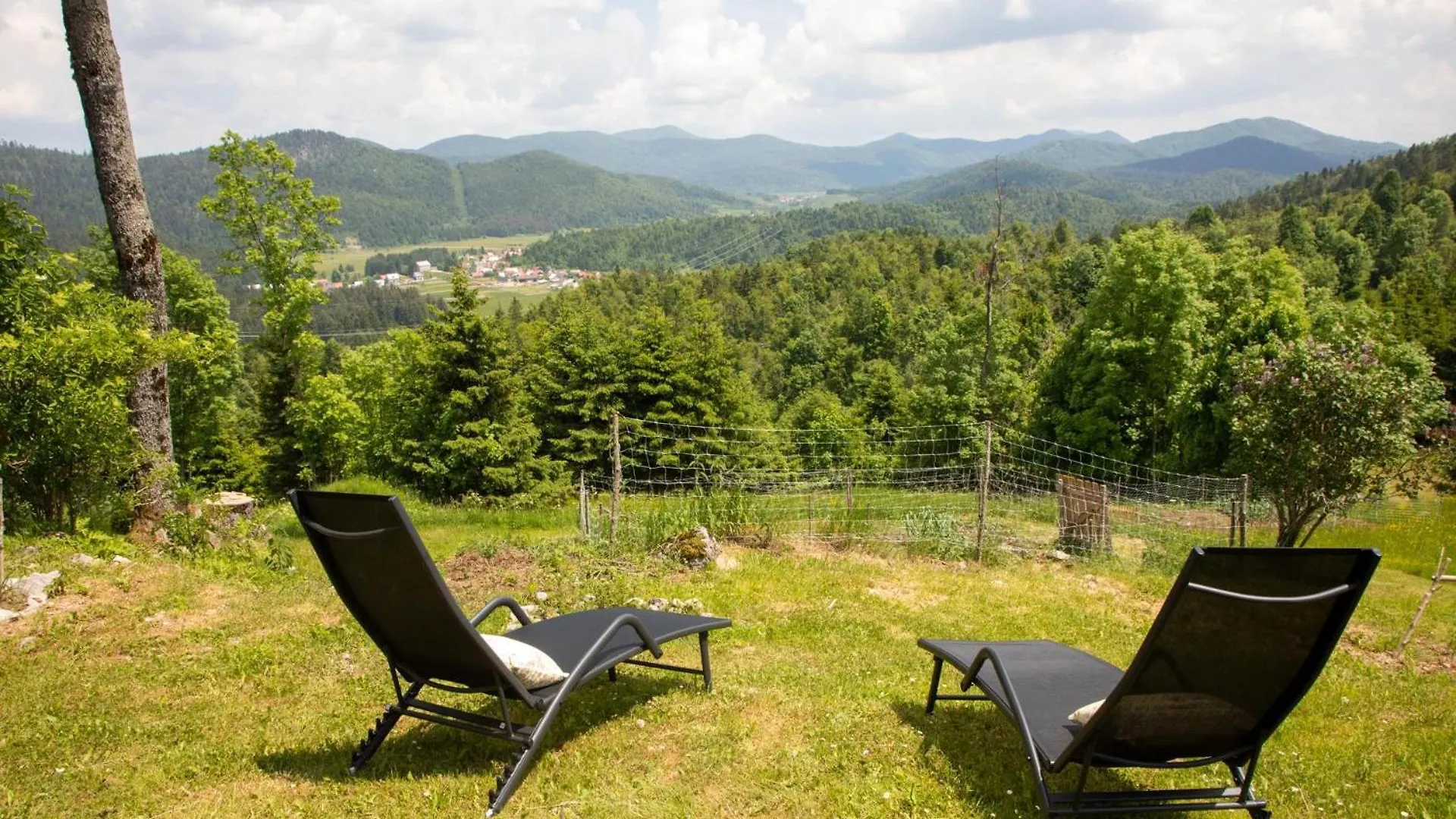 Zeleni Brig Guest House Mrkopalj Country house